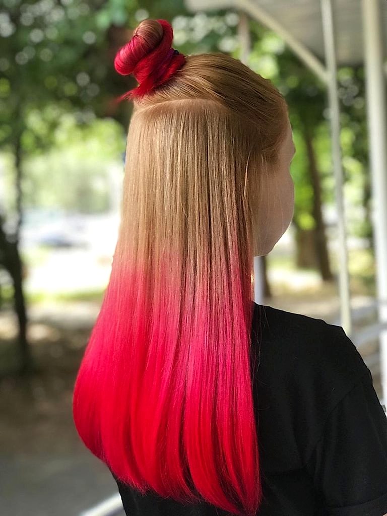 Волосы ярких цветов