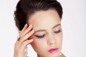 окрашивание ресниц и бровей в Алматые